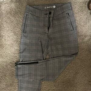 Betabrand Black & White Ankle Dress Pants